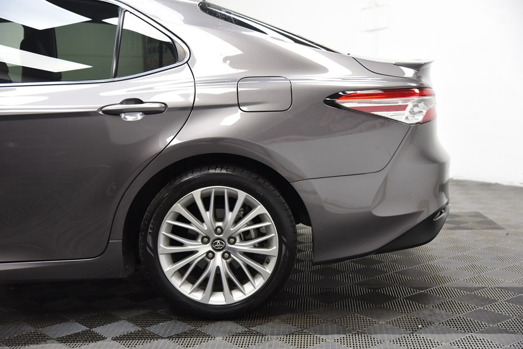 2019 Toyota Camry Image 36