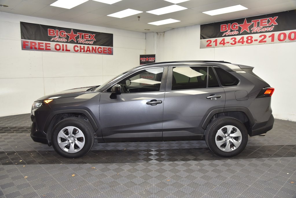 2020 Toyota Rav4 Image 2