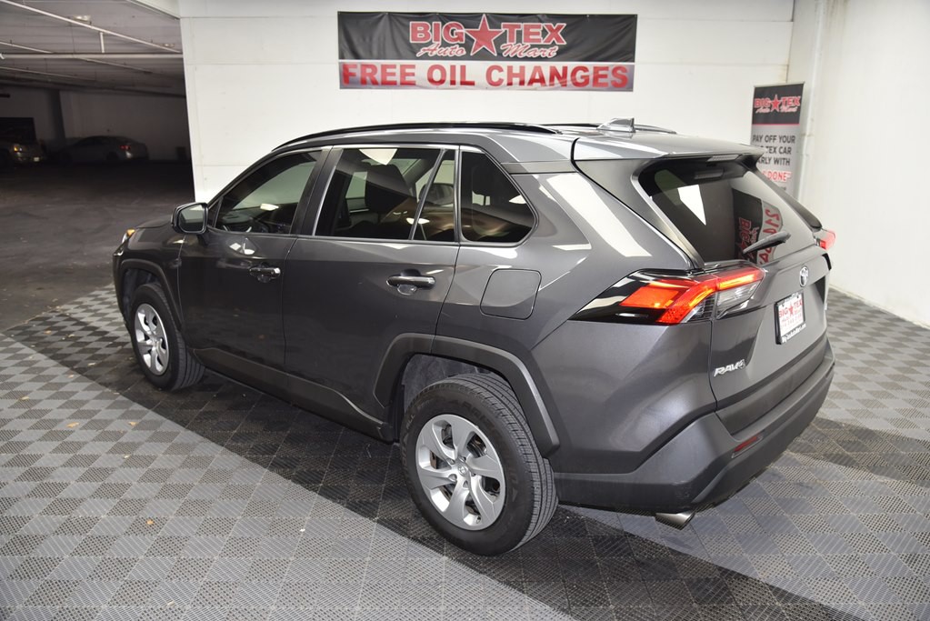 2020 Toyota Rav4 Image 3