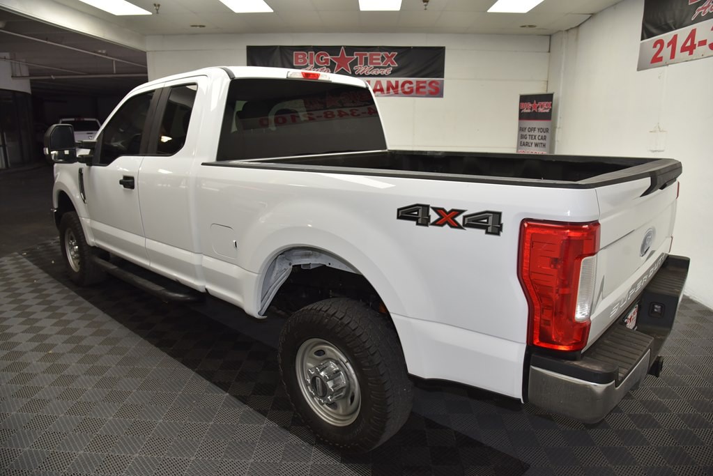 2017 Ford F-250 Image 3