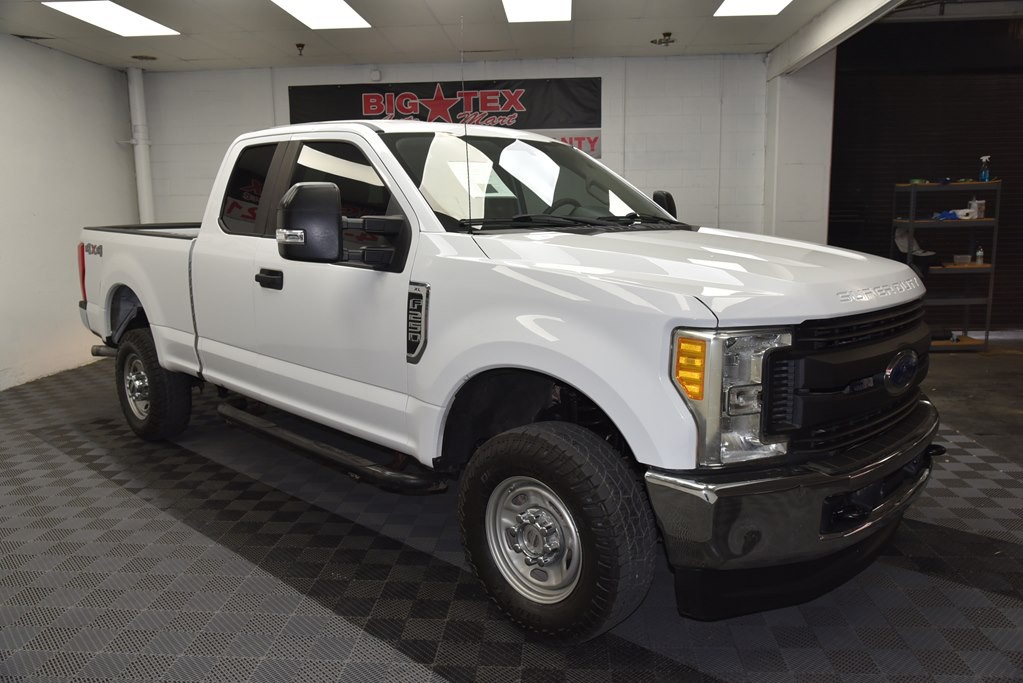 2017 Ford F-250 Image 7