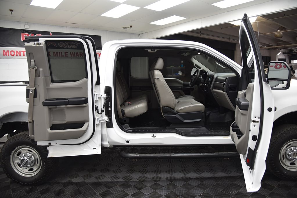 2017 Ford F-250 Image 22