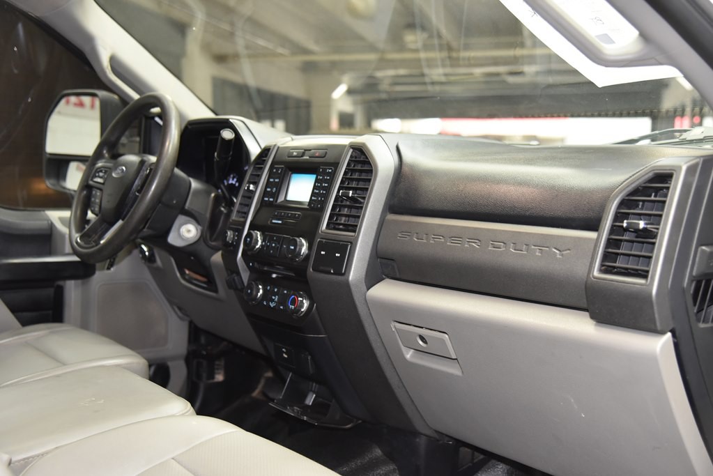2017 Ford F-250 Image 24