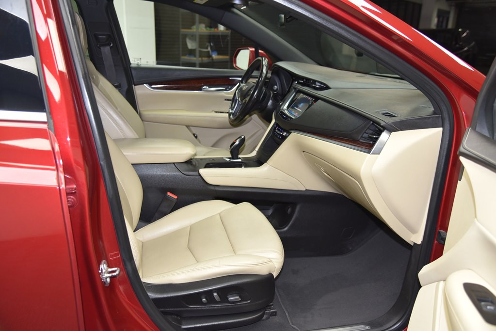 2019 Cadillac XT5 Image 28