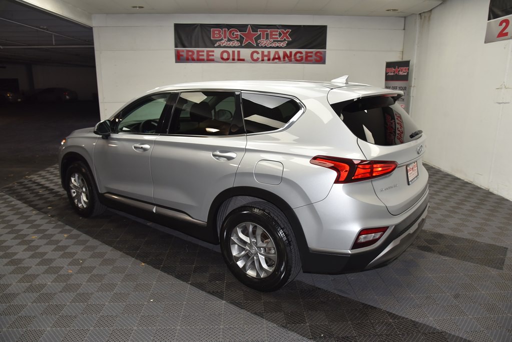 2020 Hyundai Santa Fe Image 3