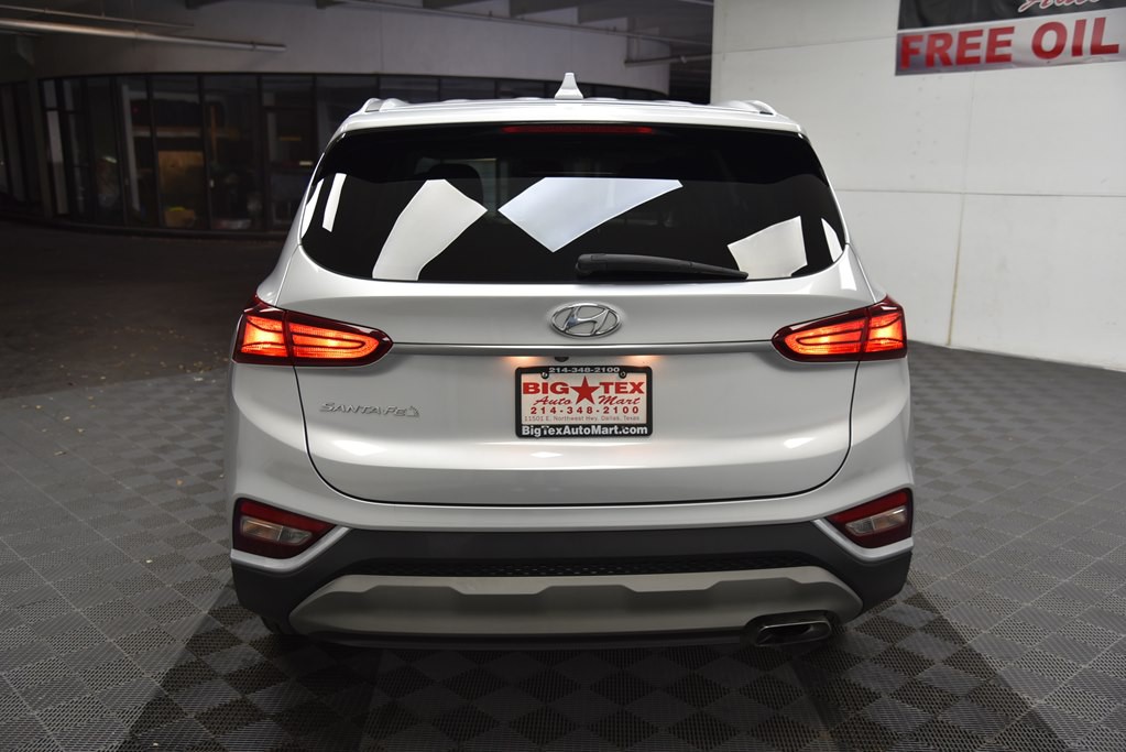 2020 Hyundai Santa Fe Image 4
