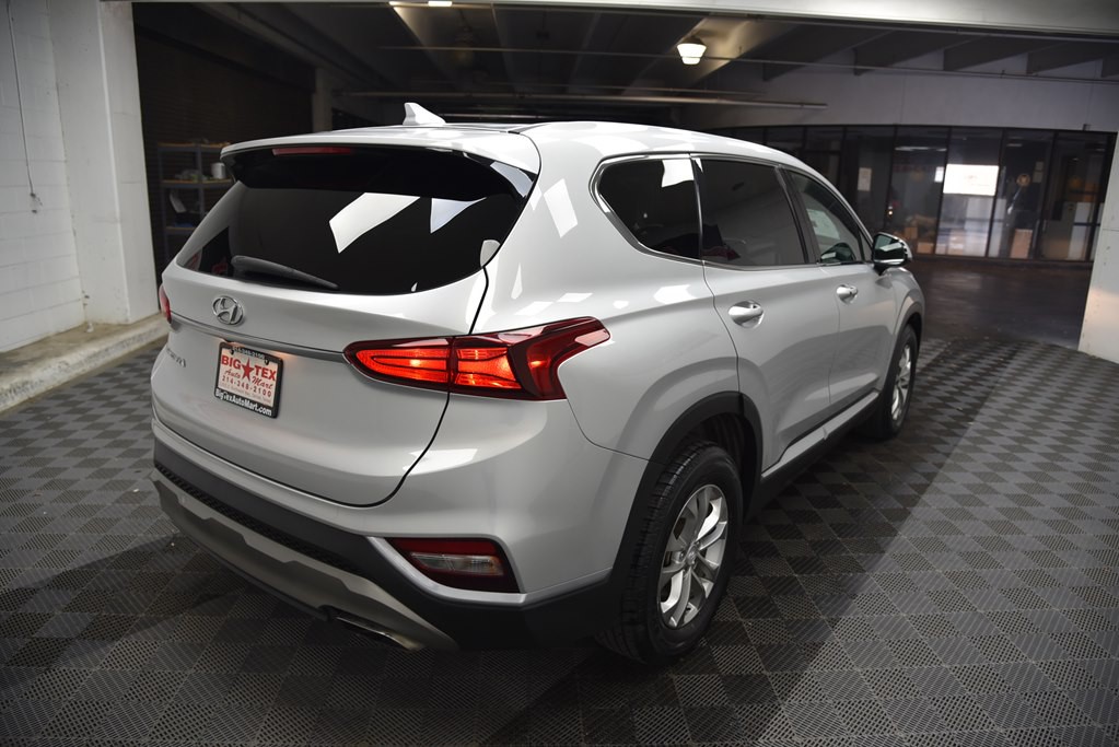 2020 Hyundai Santa Fe Image 5