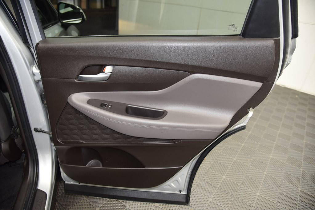 2020 Hyundai Santa Fe Image 24