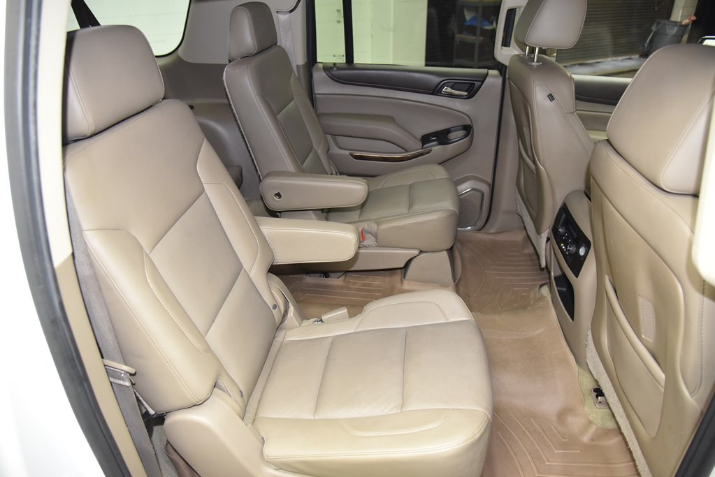 2016 GMC Yukon Image 32