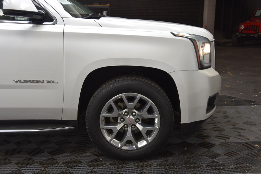 2016 GMC Yukon Image 52