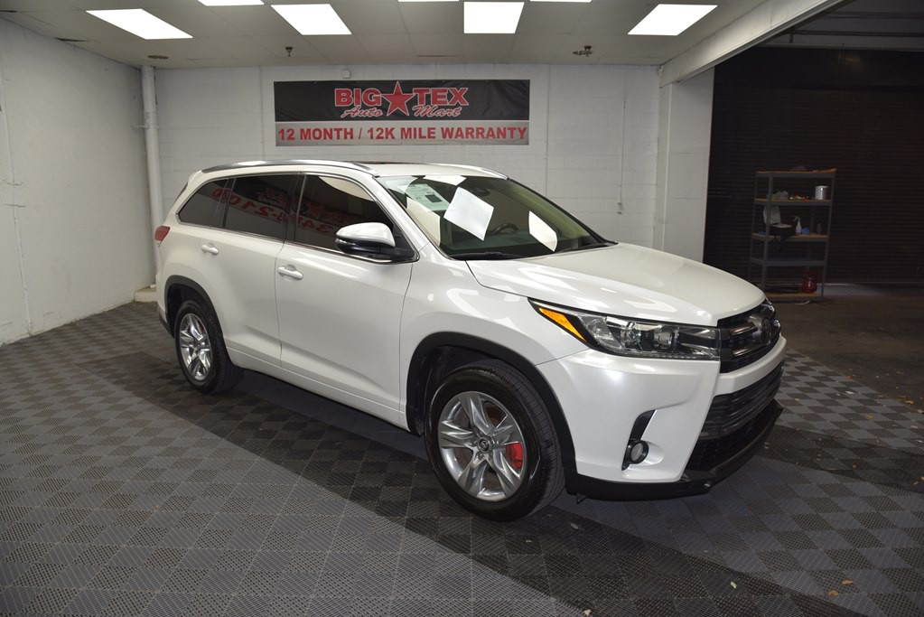 2017 Toyota Highlander Image 7
