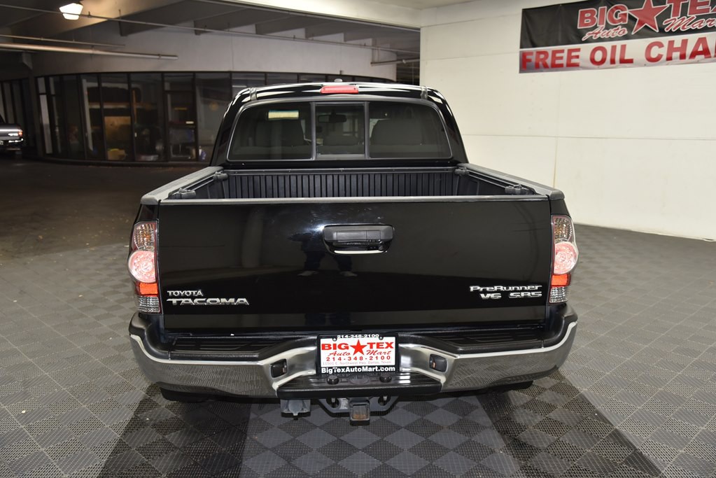 2011 Toyota Tacoma Image 4