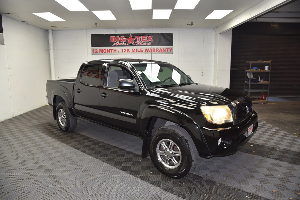 2011 Toyota Tacoma Image 8