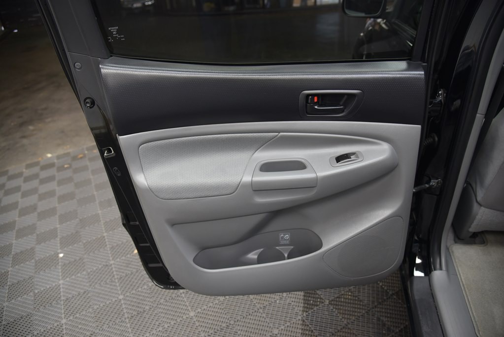 2011 Toyota Tacoma Image 22