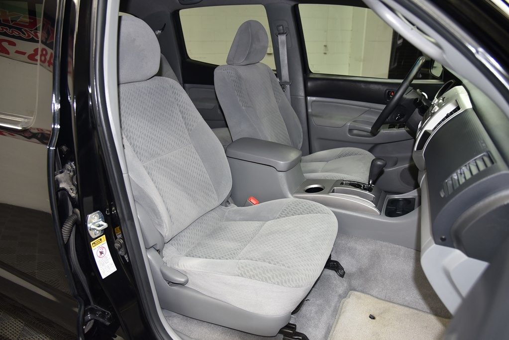 2011 Toyota Tacoma Image 28