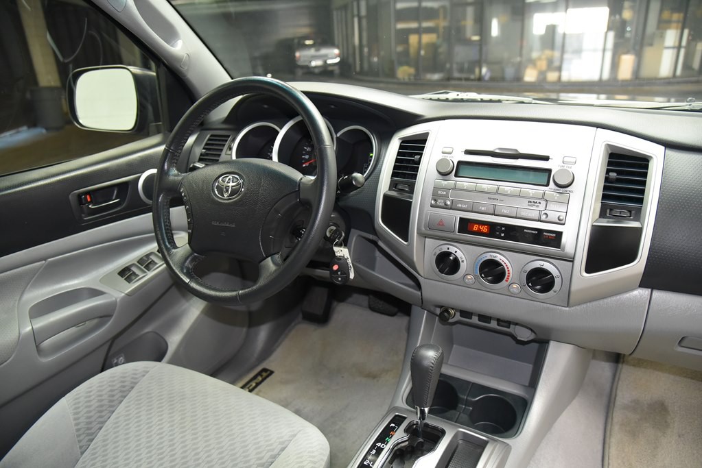 2011 Toyota Tacoma Image 31