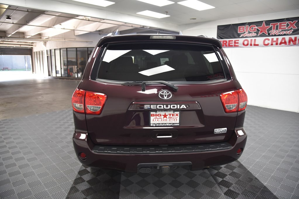 2014 Toyota Sequoia Image 4