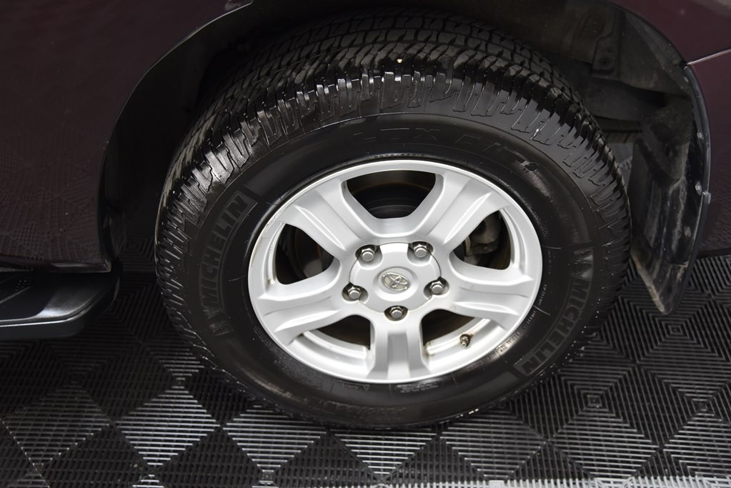 2014 Toyota Sequoia Image 47