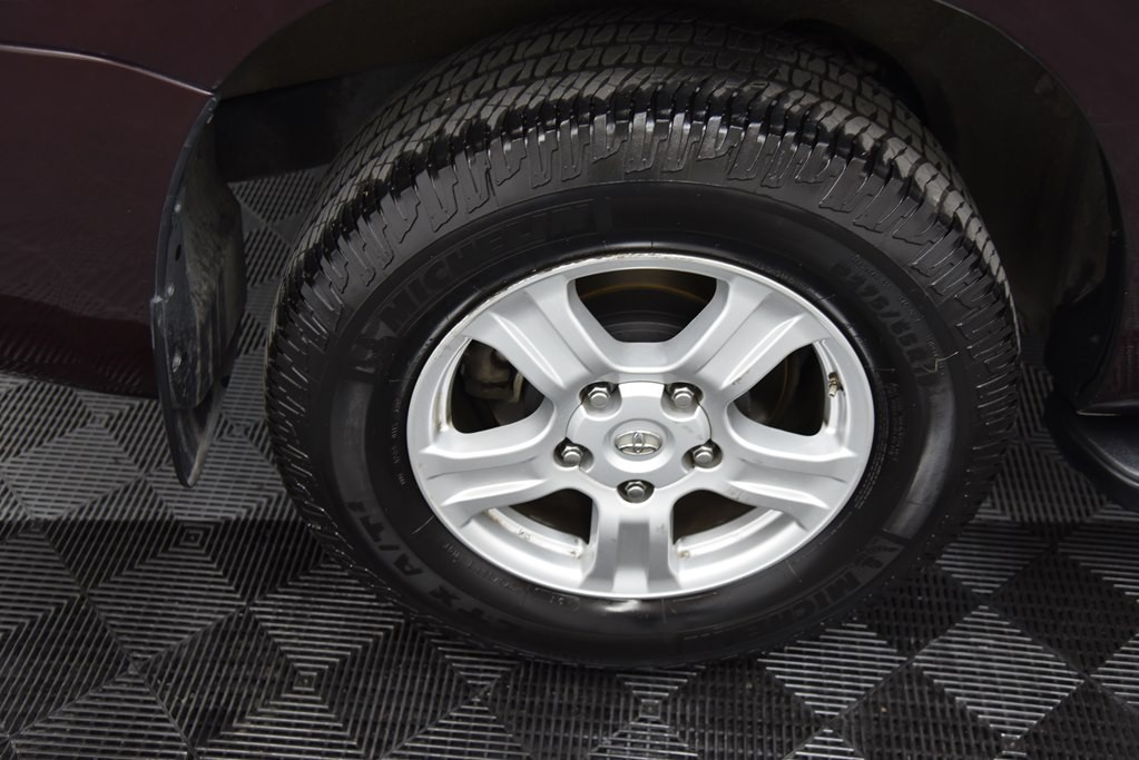 2014 Toyota Sequoia Image 48