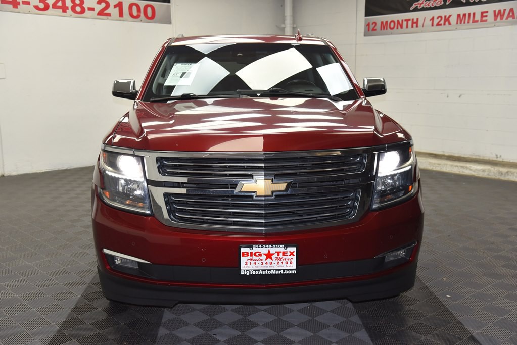 2017 Chevrolet Suburban Image 8