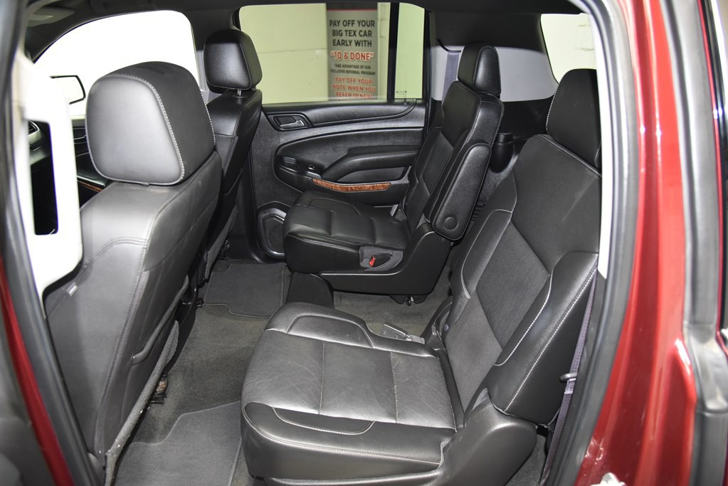 2017 Chevrolet Suburban Image 27