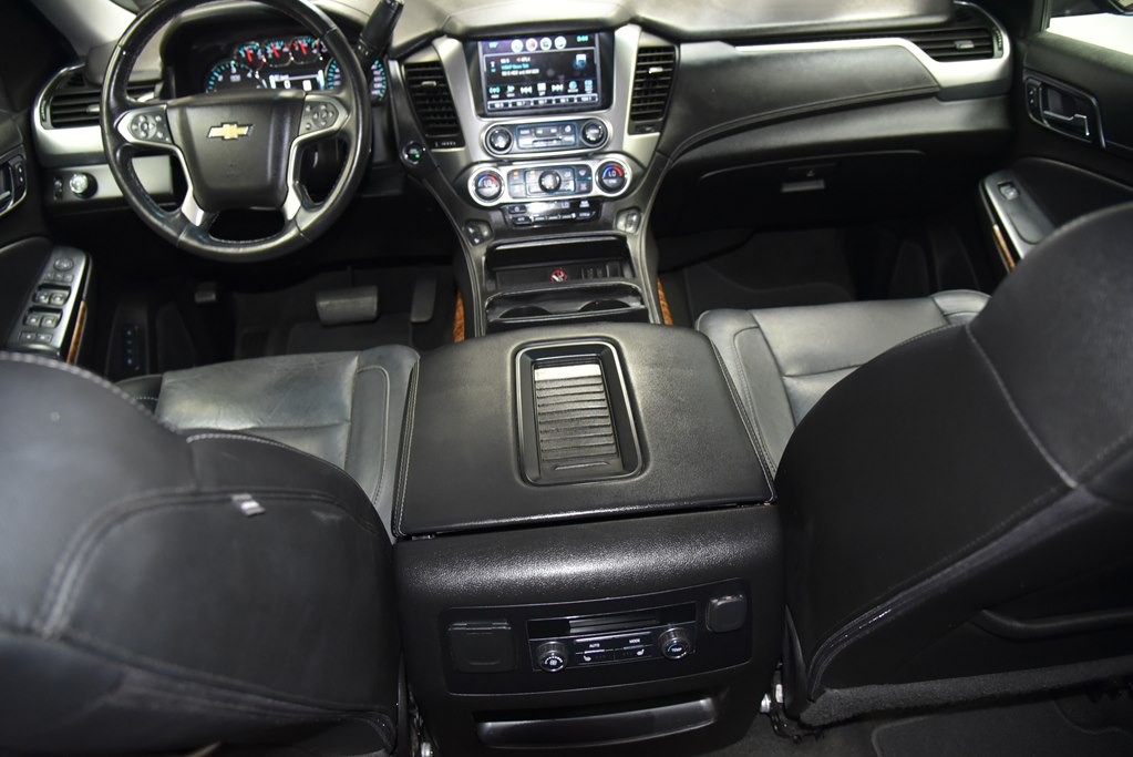 2017 Chevrolet Suburban Image 33