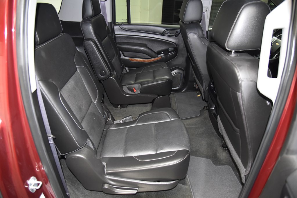 2017 Chevrolet Suburban Image 34