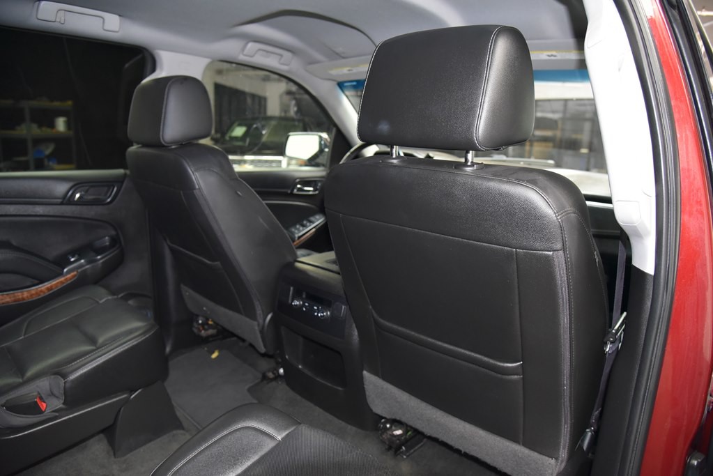 2017 Chevrolet Suburban Image 35