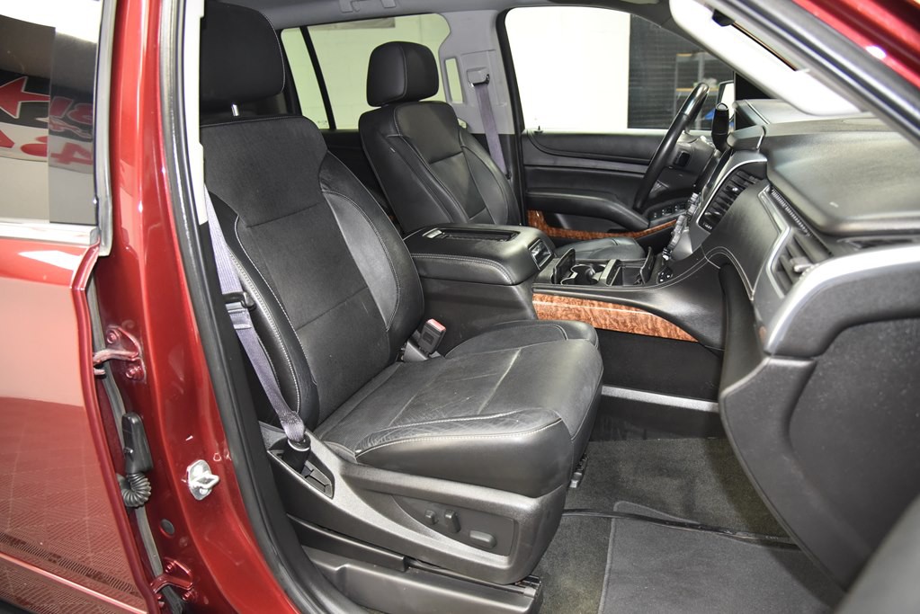 2017 Chevrolet Suburban Image 37