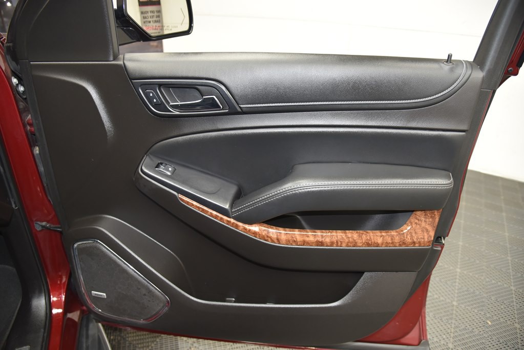 2017 Chevrolet Suburban Image 41