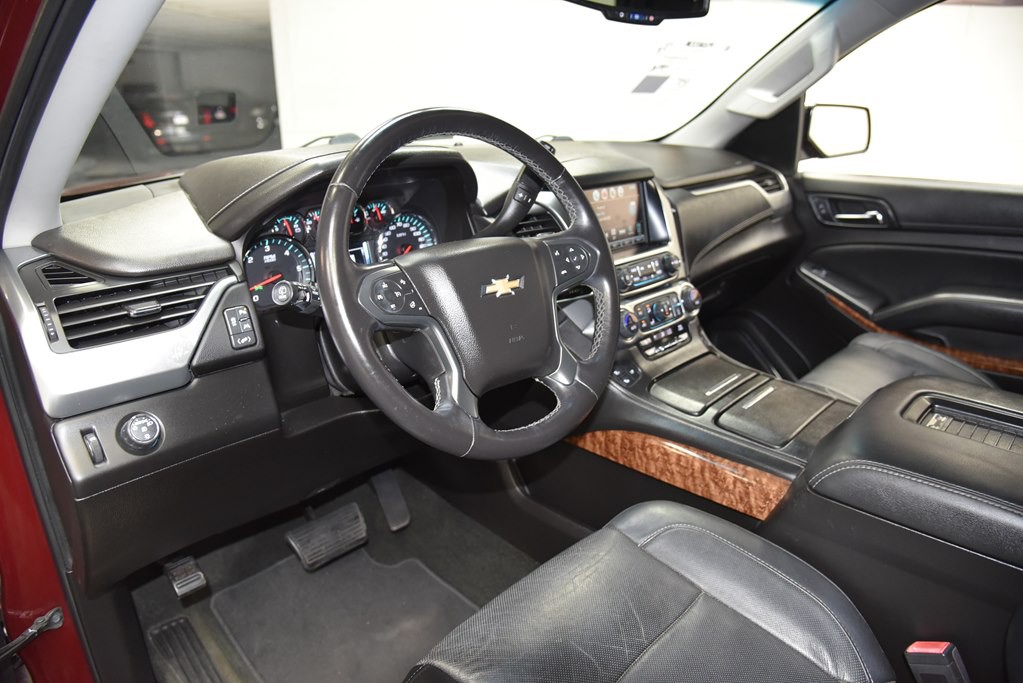 2017 Chevrolet Suburban Image 43
