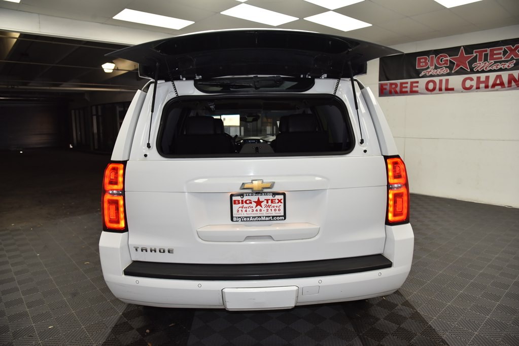 2017 Chevrolet Tahoe Image 19