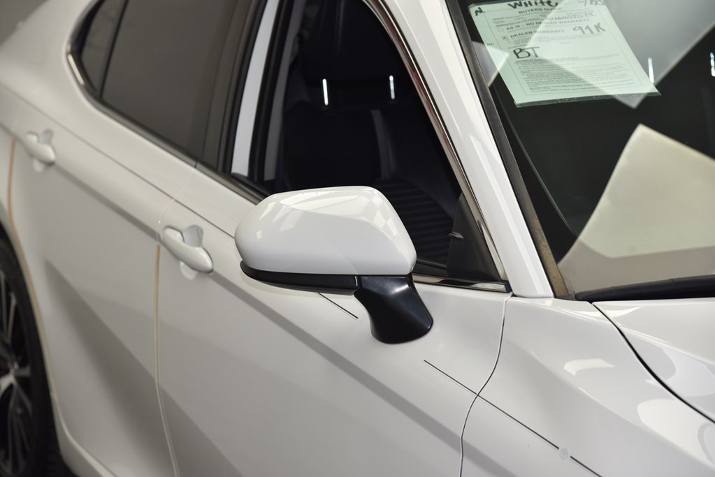 2019 Toyota Camry Image 12