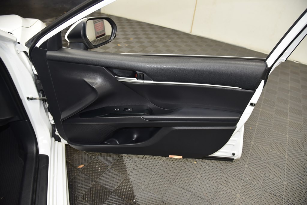 2019 Toyota Camry Image 29