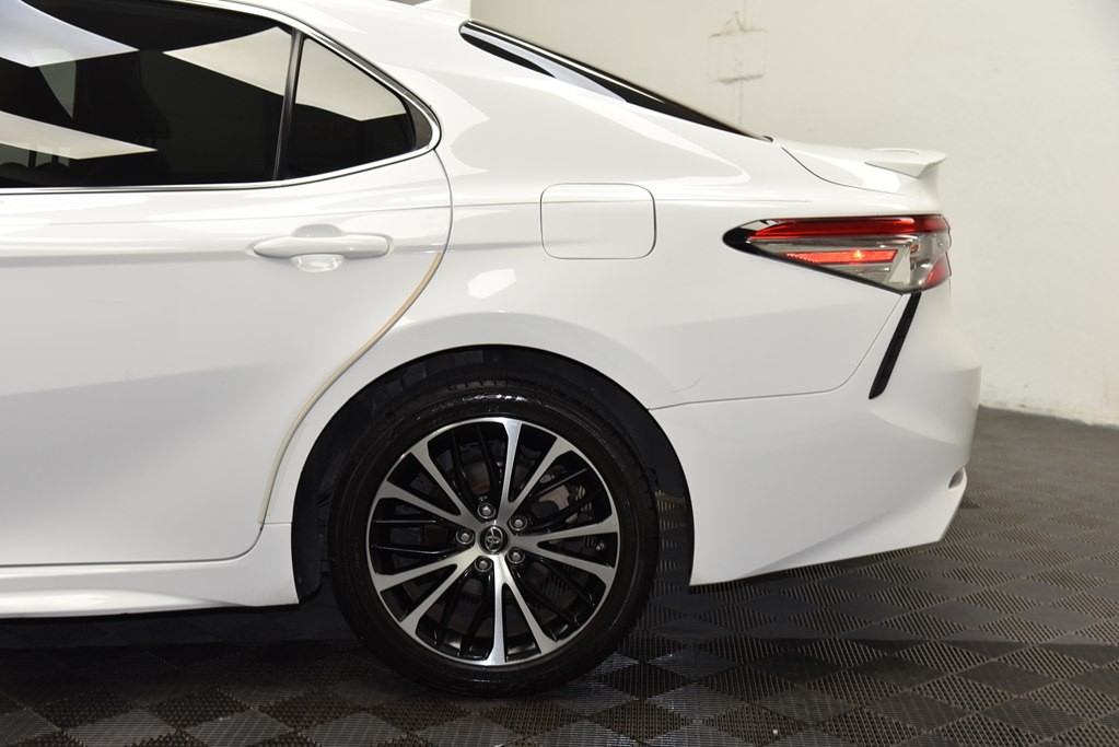 2019 Toyota Camry Image 37