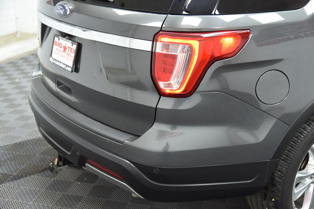 2019 Ford Explorer Image 16