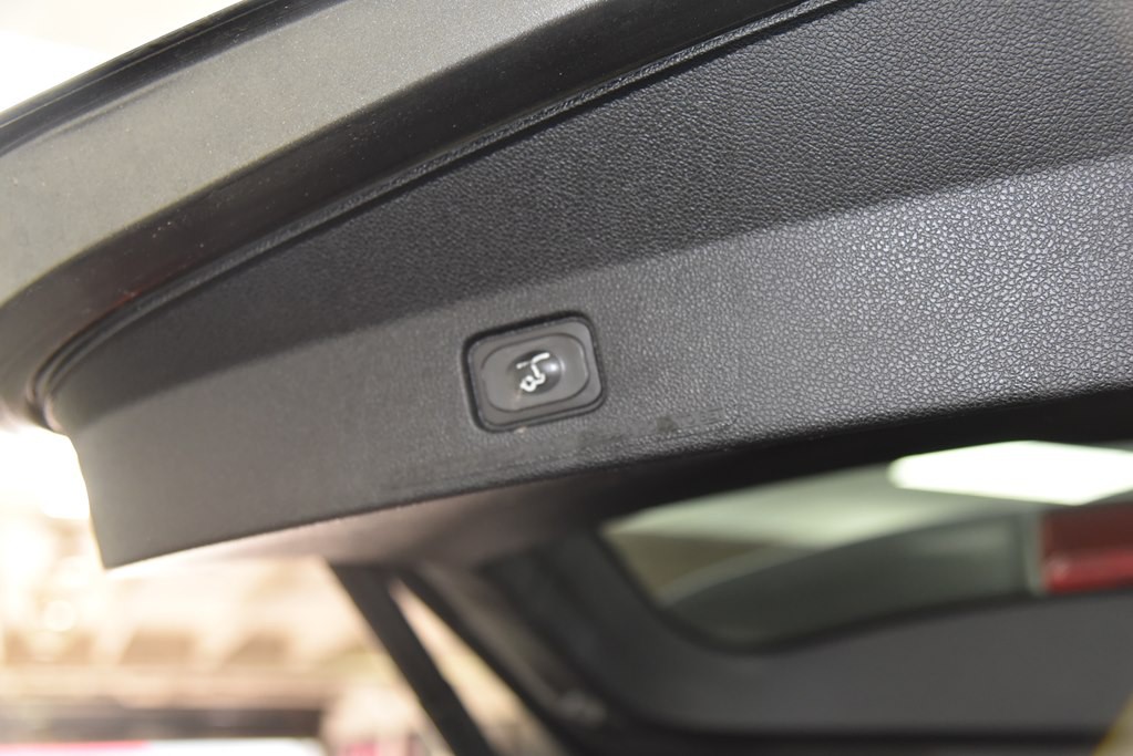 2019 Ford Explorer Image 22