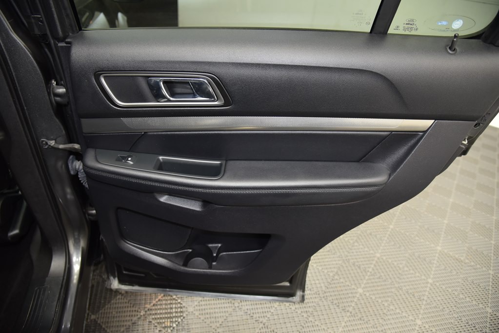 2019 Ford Explorer Image 30