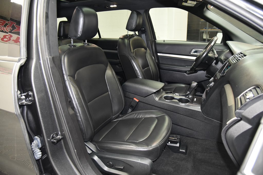 2019 Ford Explorer Image 32