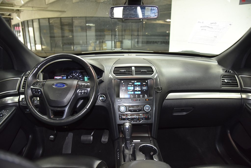 2019 Ford Explorer Image 38
