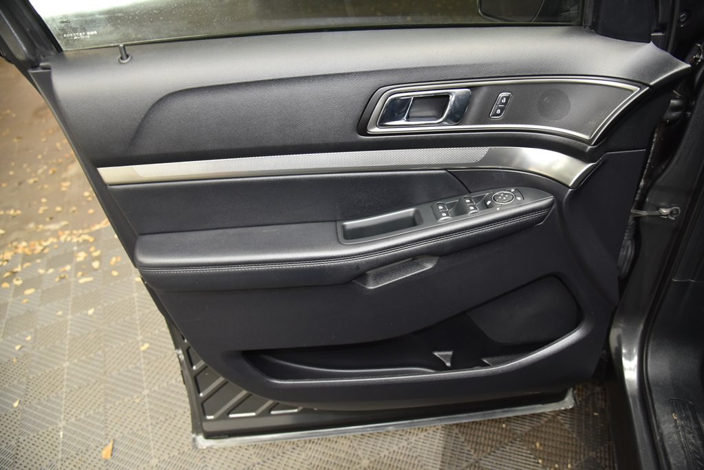 2019 Ford Explorer Image 43