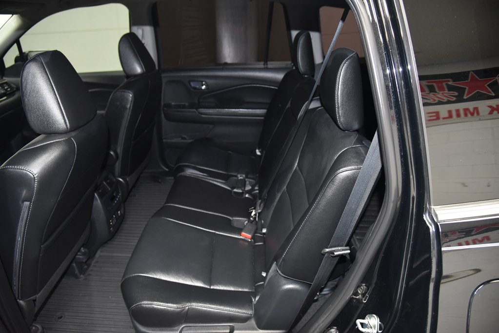 2017 Honda Pilot Image 21