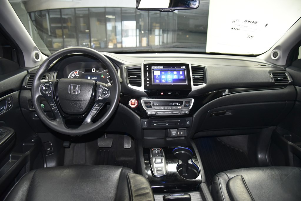 2017 Honda Pilot Image 24
