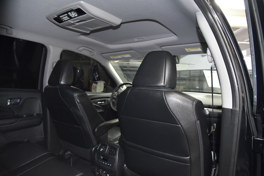 2017 Honda Pilot Image 28