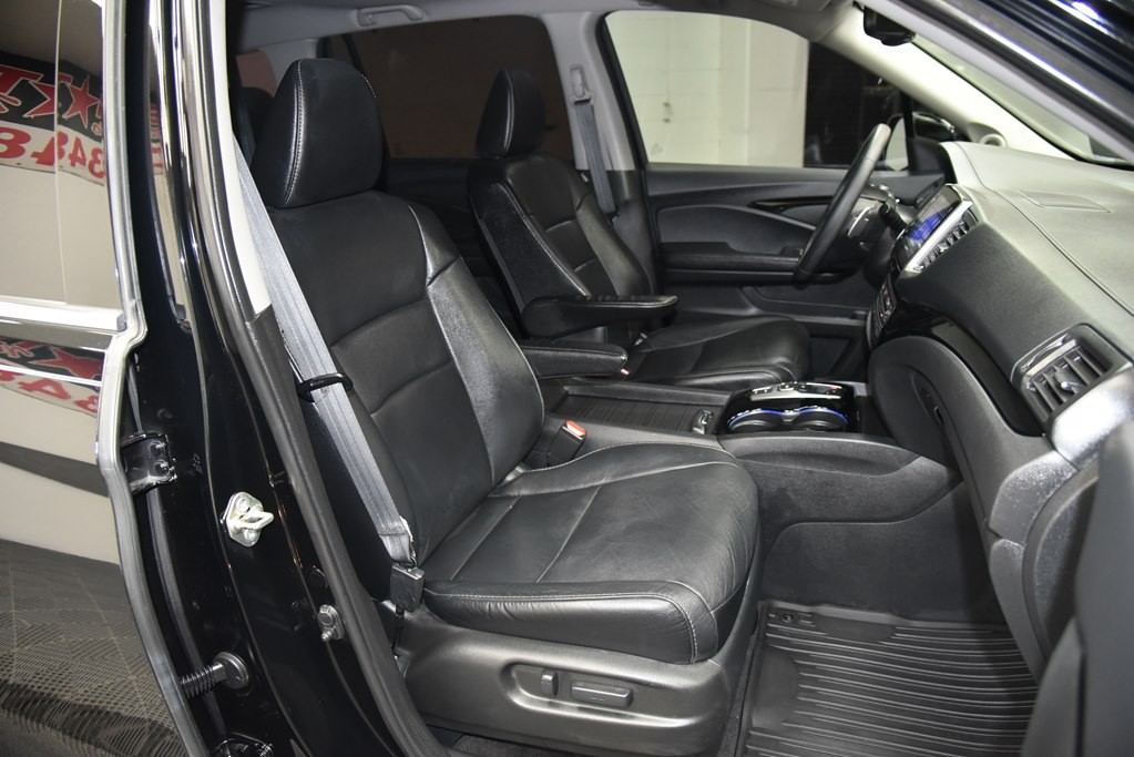 2017 Honda Pilot Image 30