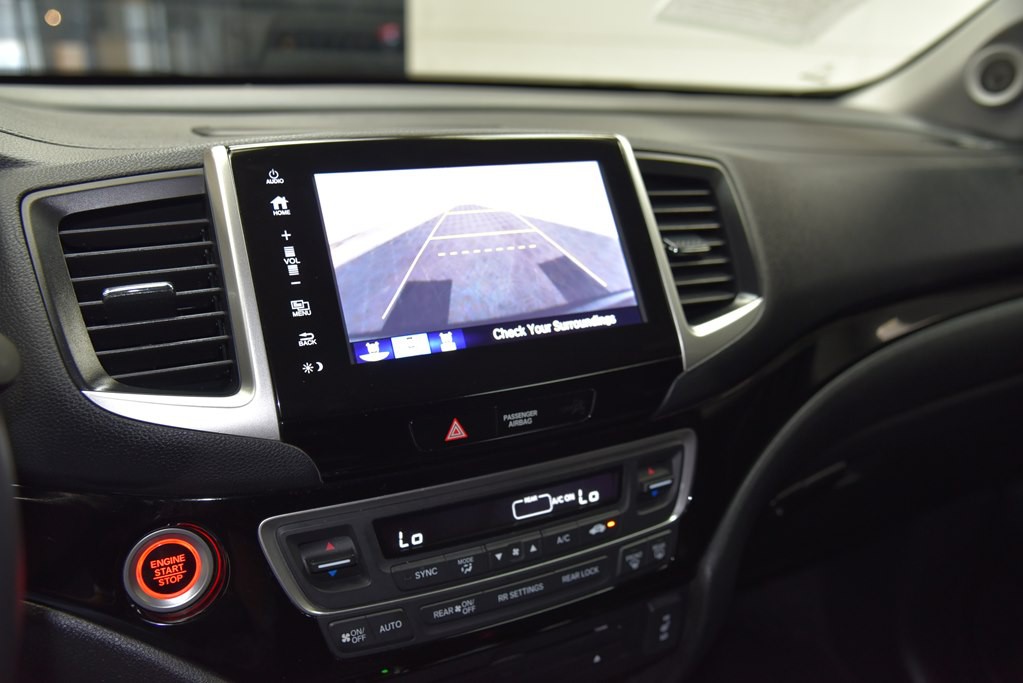 2017 Honda Pilot Image 40