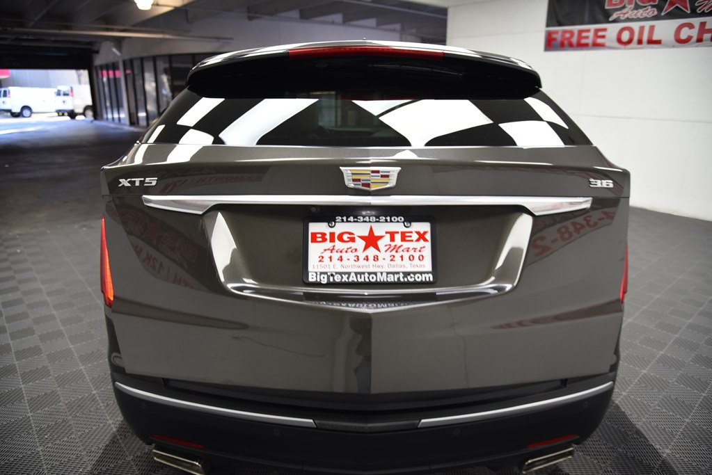 2019 Cadillac XT5 Image 16