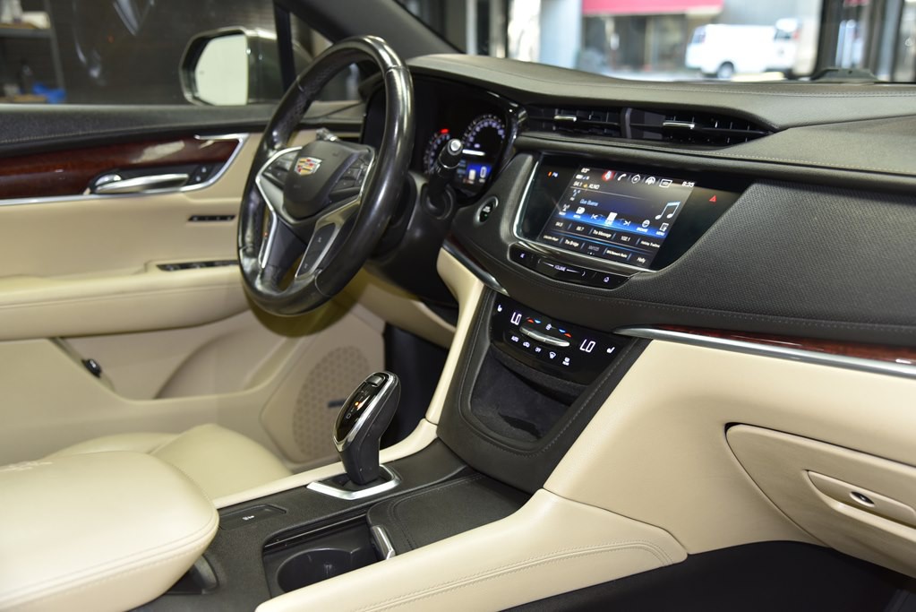 2019 Cadillac XT5 Image 32