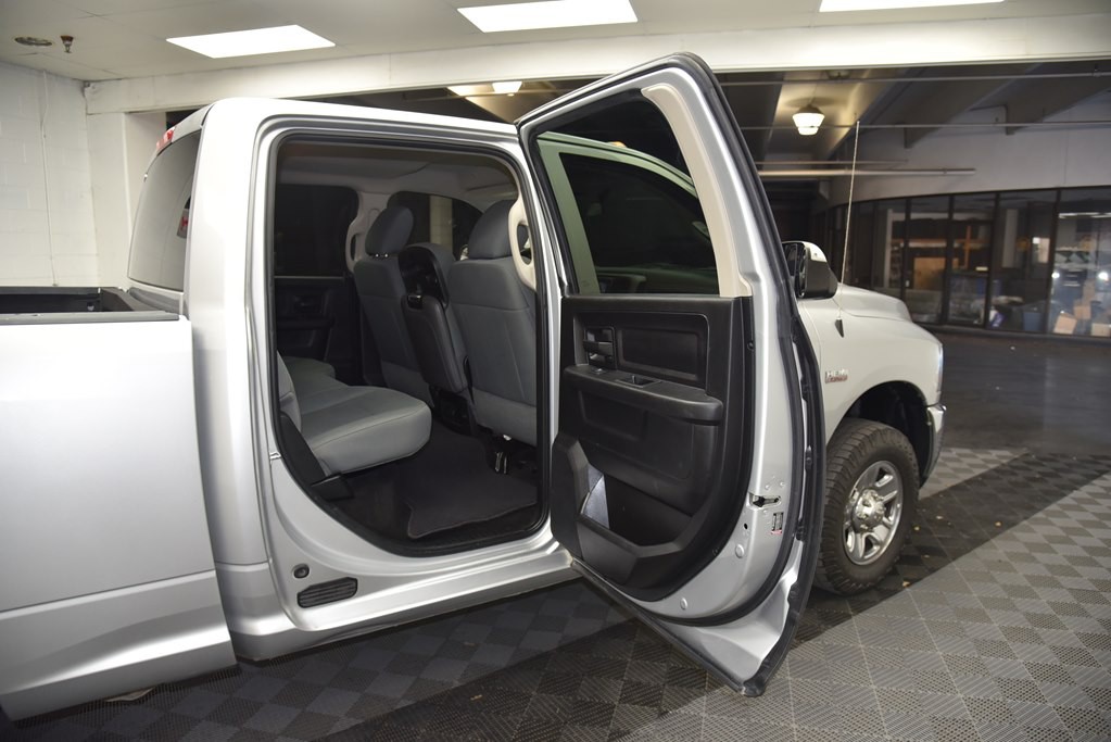 2018 RAM 2500 Image 25