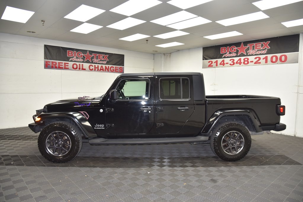 2021 Jeep Gladiator Image 2